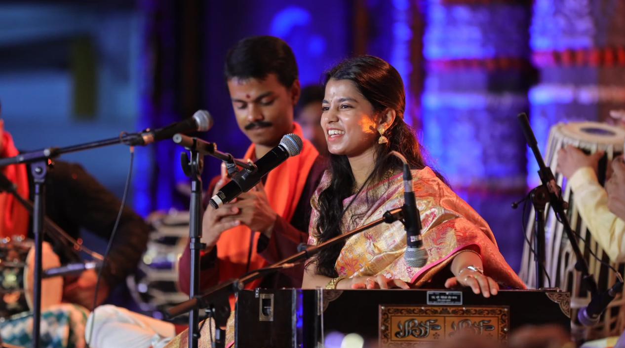 Maithili Thakur - Nashik 2027 Kumbh Mela - Inauguration Ceremony Performance